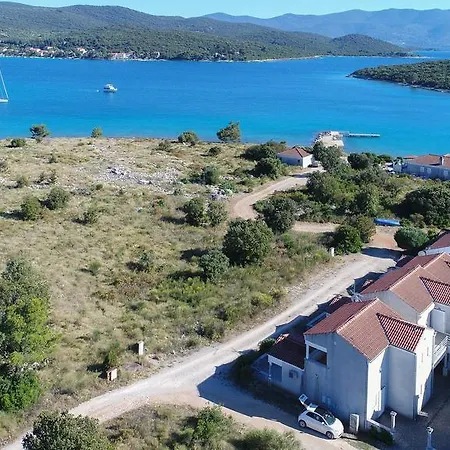 Studio Bili Dvori *